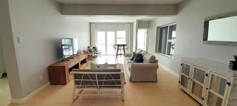 4 Bedroom Property for Sale in Stilbaai East Western Cape